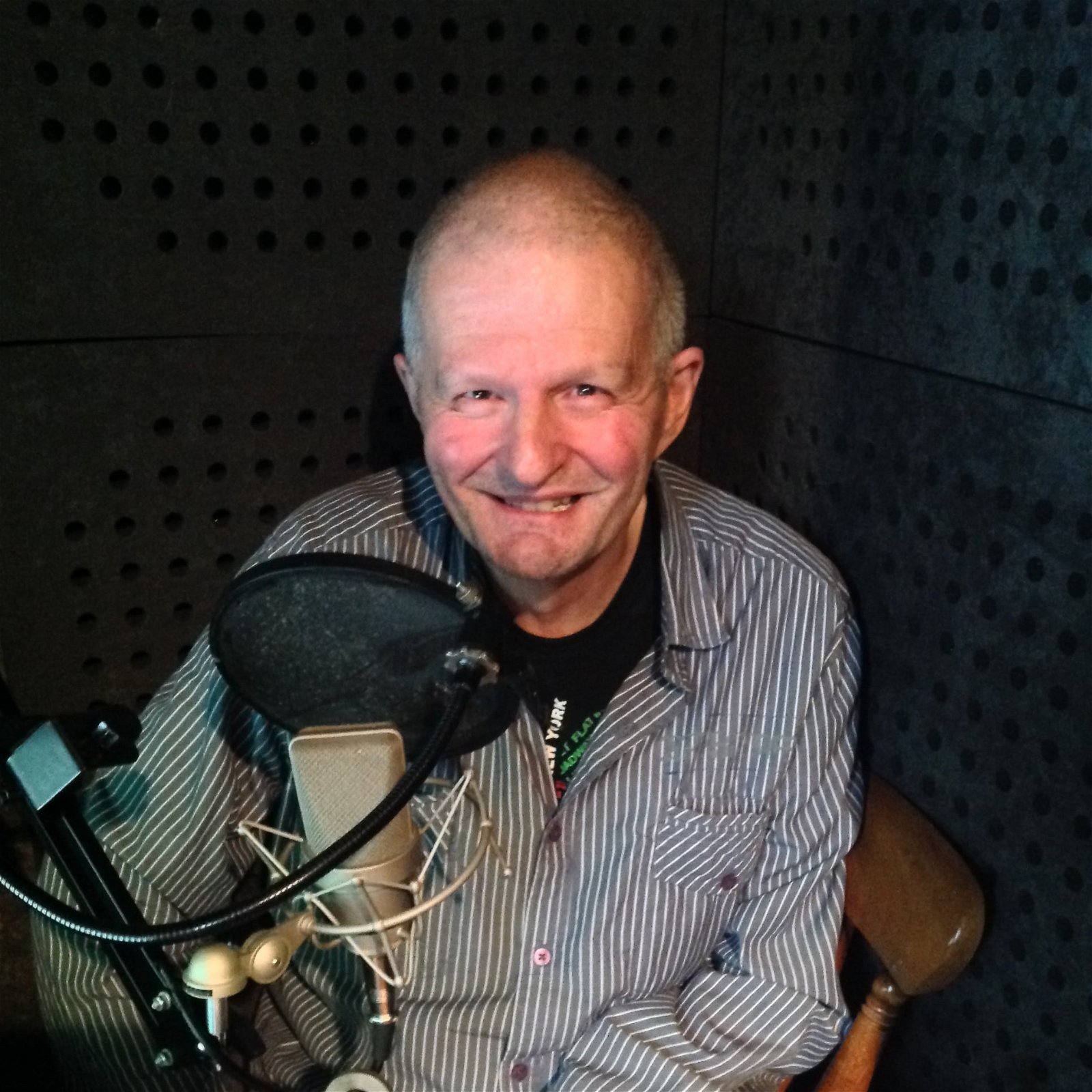 hire-andy-british-vo-voiceover-male-great-british-voices