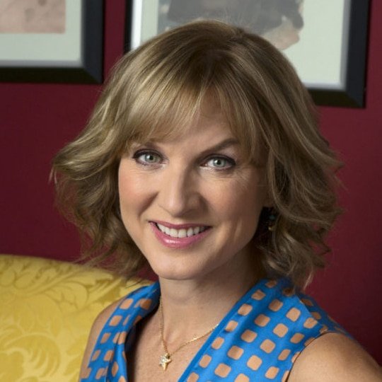 Fiona-Bruce-News-Broadcaster-host-compere-at-Great-British-Speakers