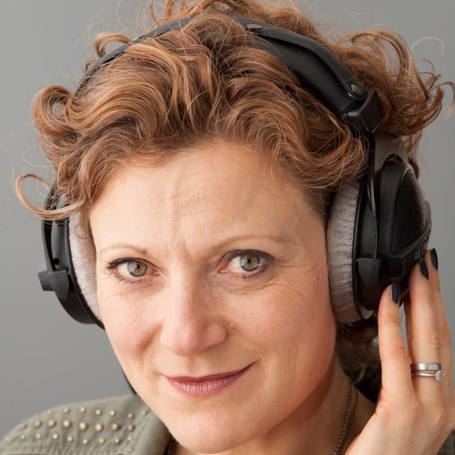 book-radio-presenter-british-voiceover-hannah-s-great-britihs-voices