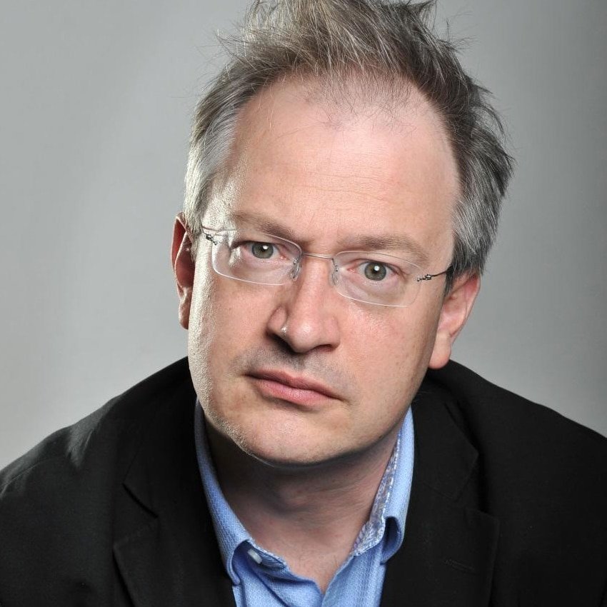 Robin-Ince-Scientific-comedian-stand-up-host-at-Great-British-Speakers