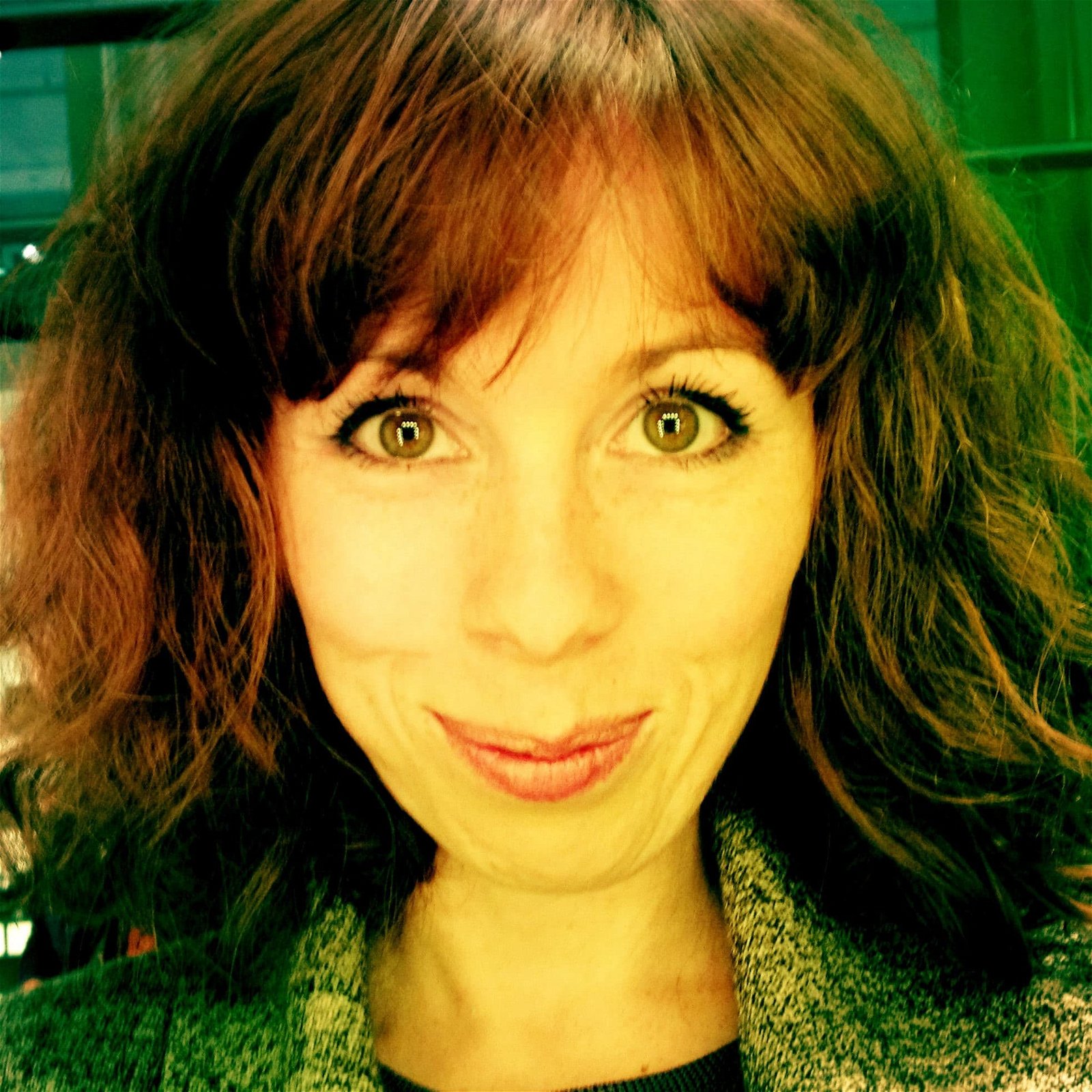 hire-louise-northern-voiceover-artist