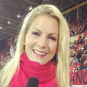 Rhiannon-Jones-multilingual-English-Spanish-Portuguese-TV-soccer-football-host-presenter-reporter-at-Great-British-Speakers